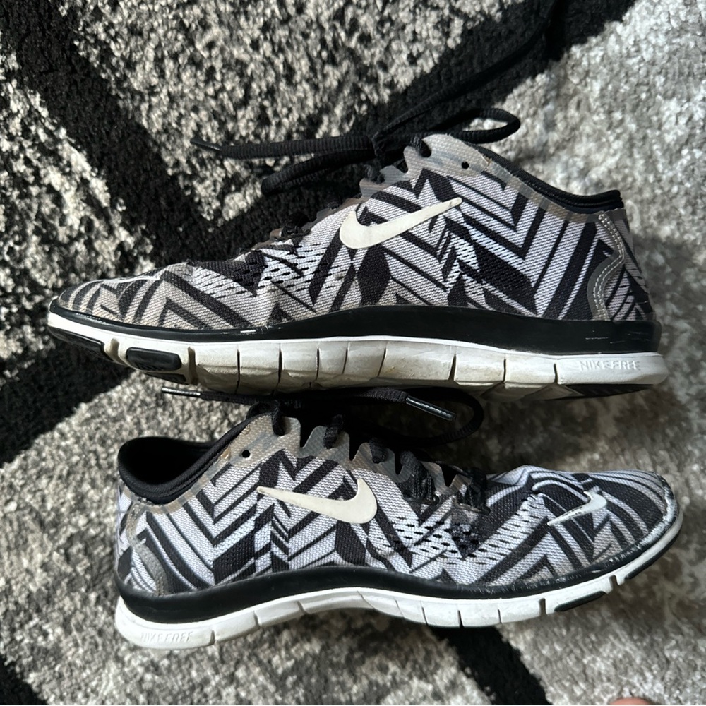Size 6.5 - Nike Free 5.0 TR Fit 5 PRT Low Black W - Picture 5 of 5